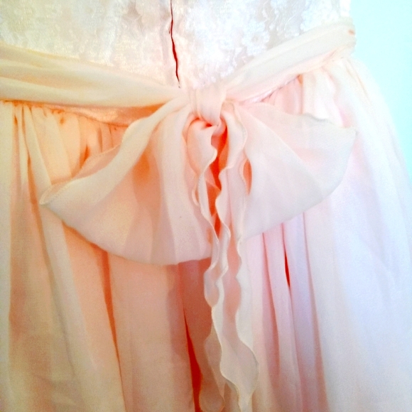 Beautiful Special Occasion Dress with Rosettes - Picture 6 of 10